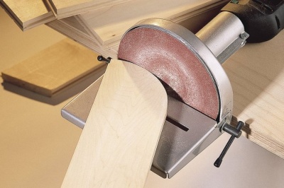 Круг абразивный шлифовальный на липучке Ø125 P100 (УПАКОВКА ПО 100ШТ)